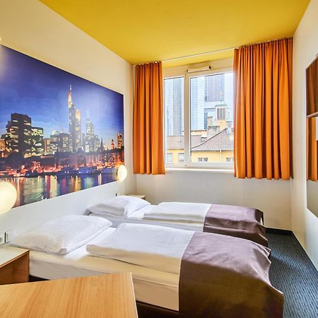 B&B Hotel Frankfurt-Hbf Frankfurt am Main Exterior photo